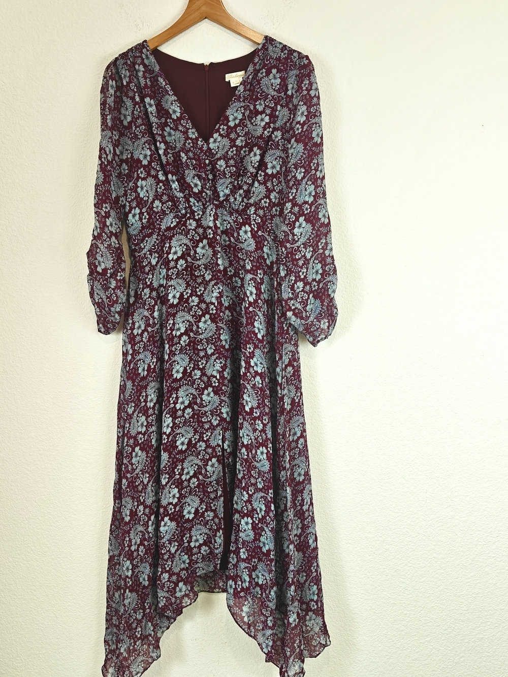 Shoshanna Paisley Floral Asymmetrical Midi Dress V-Neck Sheer Sleeve Romantic 8